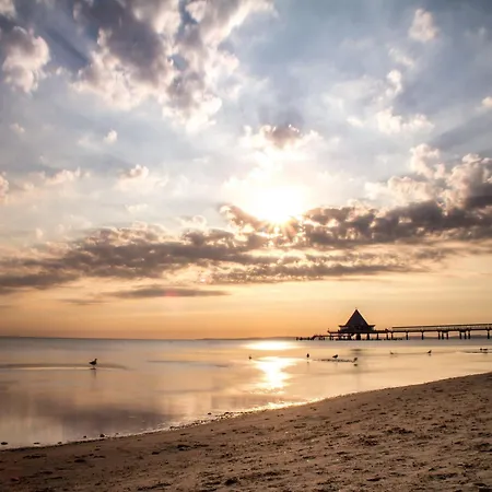 Kaiservillen - Mit 1 Schlafzimmer Und Balkon D124 *